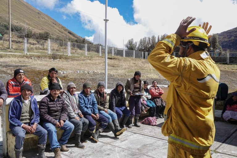 The theoretical sessions were also aimed at community leaders and authorities.